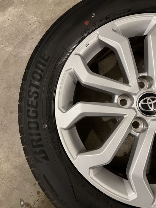 Koła  Letnie Toyota Corolla Cross 215/60 R17