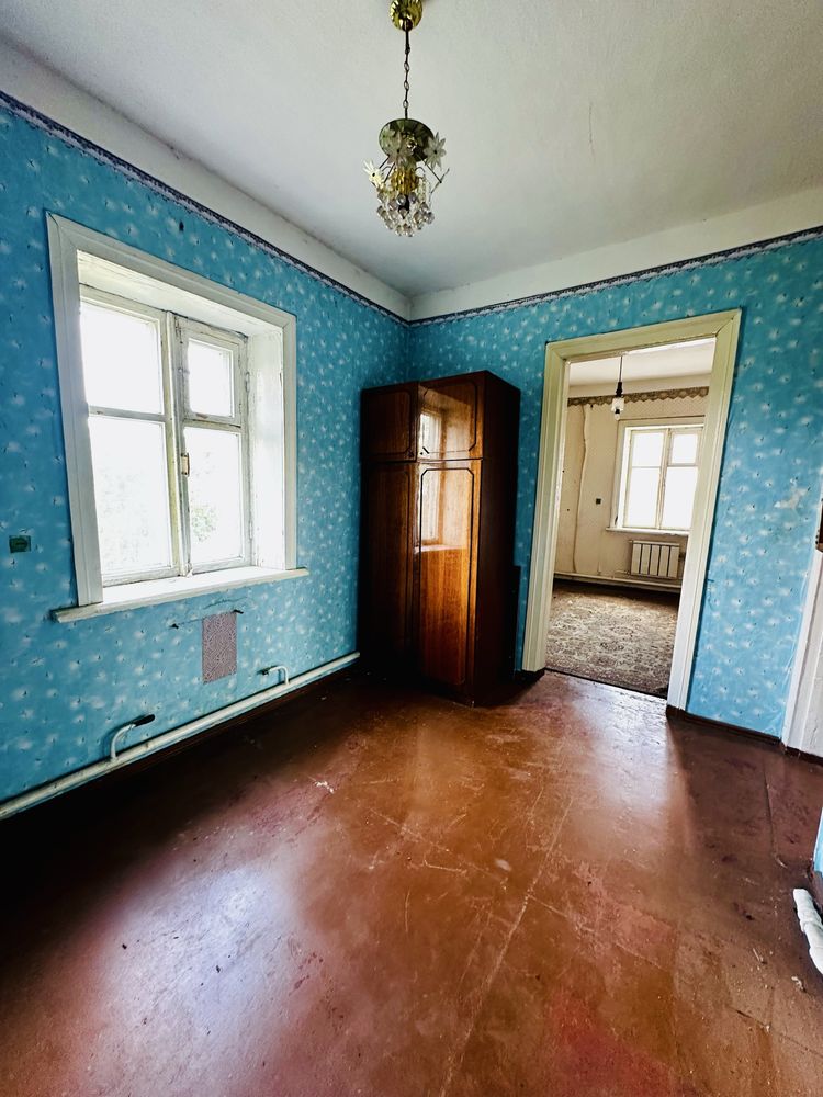 Великий будинок в малій Яблунівці