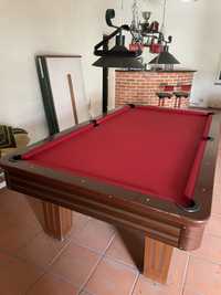 Mesa de Snooker (Com set de bolas e tacos)