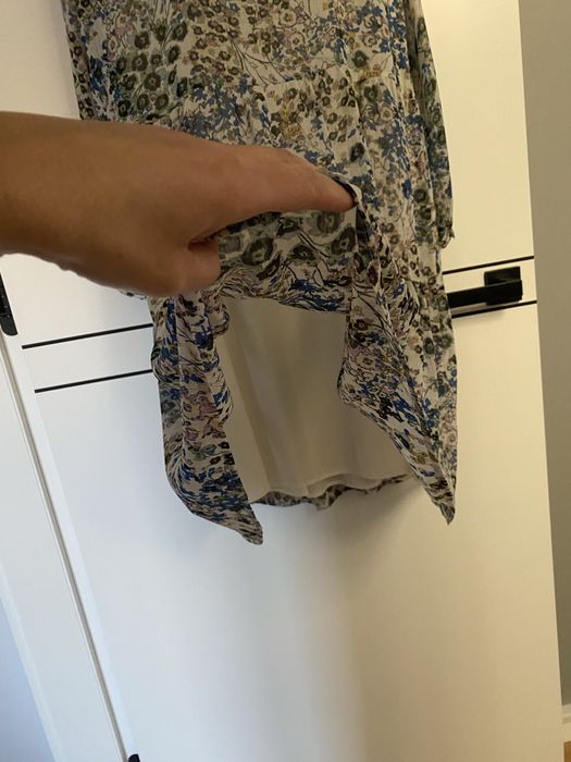 Sukienka z dlugim rekawem