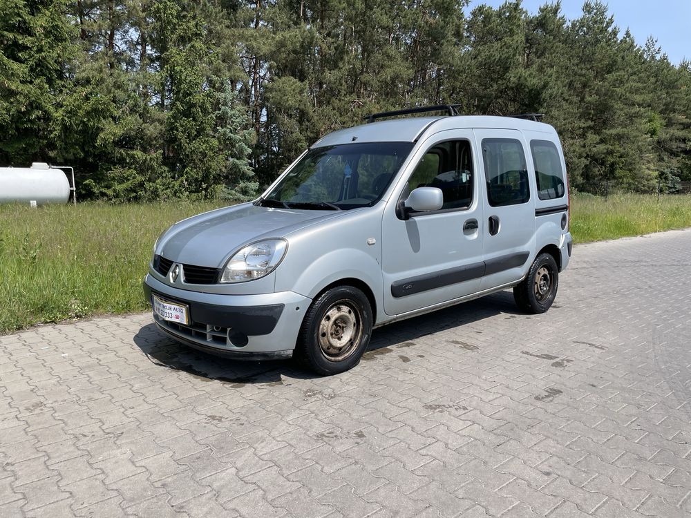 Renault Kangoo 1,5 Diesel 2006r. Z hakiem.