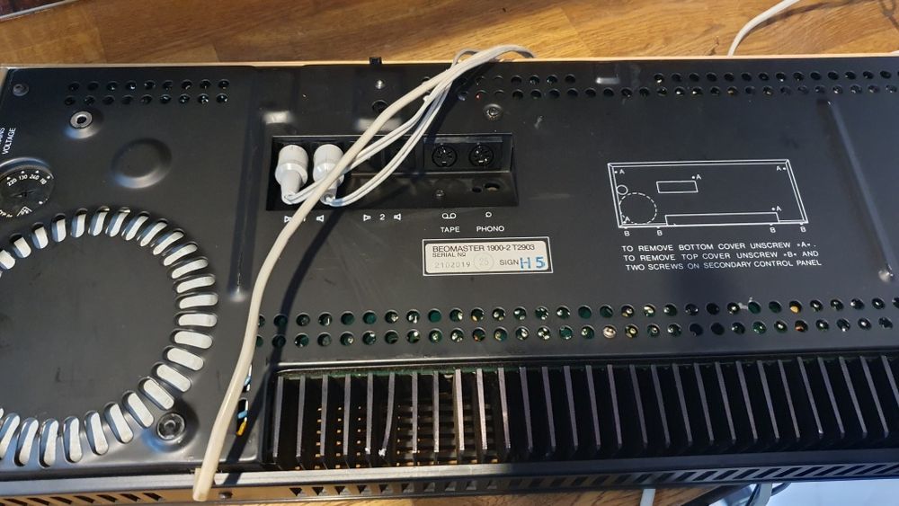 Amplituner beomaster 1900-2