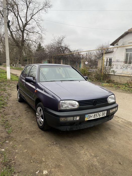 Продам гольф 3 1.8