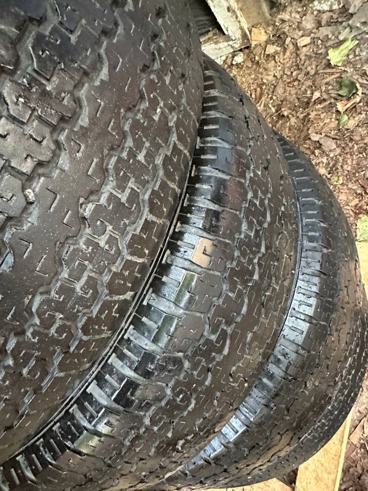 Шини всезезонні Bridgestone 245/70/R16