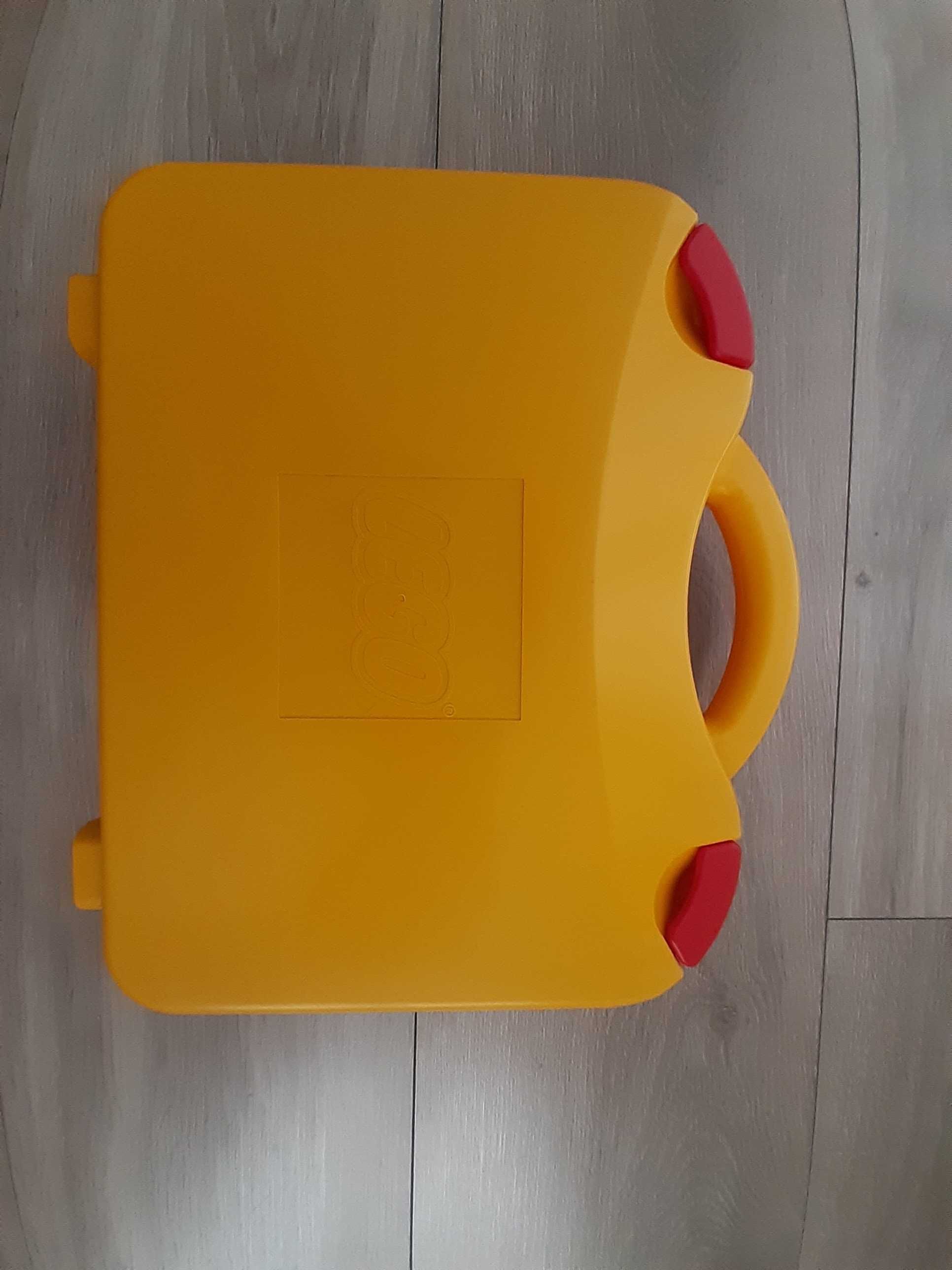 Klocki Lego w pudełku do kreatywnego układania, cena 150 zł