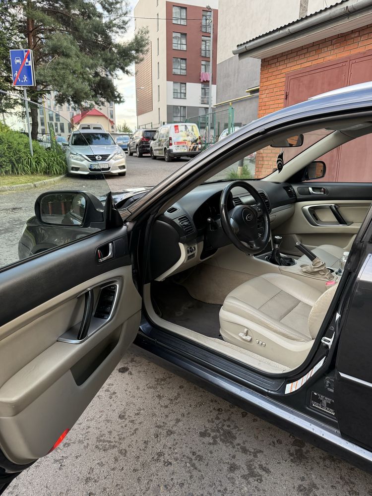 Продам Subaru Legacy 2008