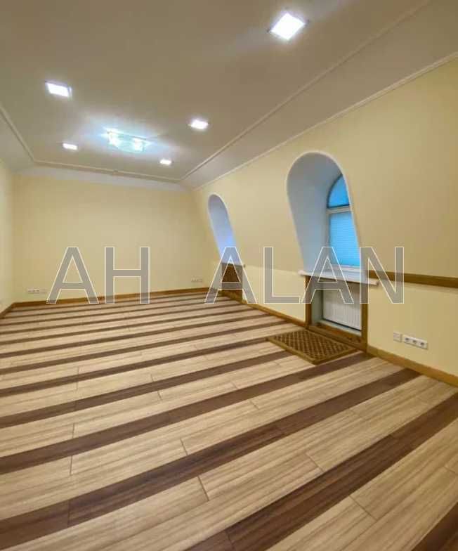 Продам бизнес центр в  Киеве, ул. Саксаганского, Центр