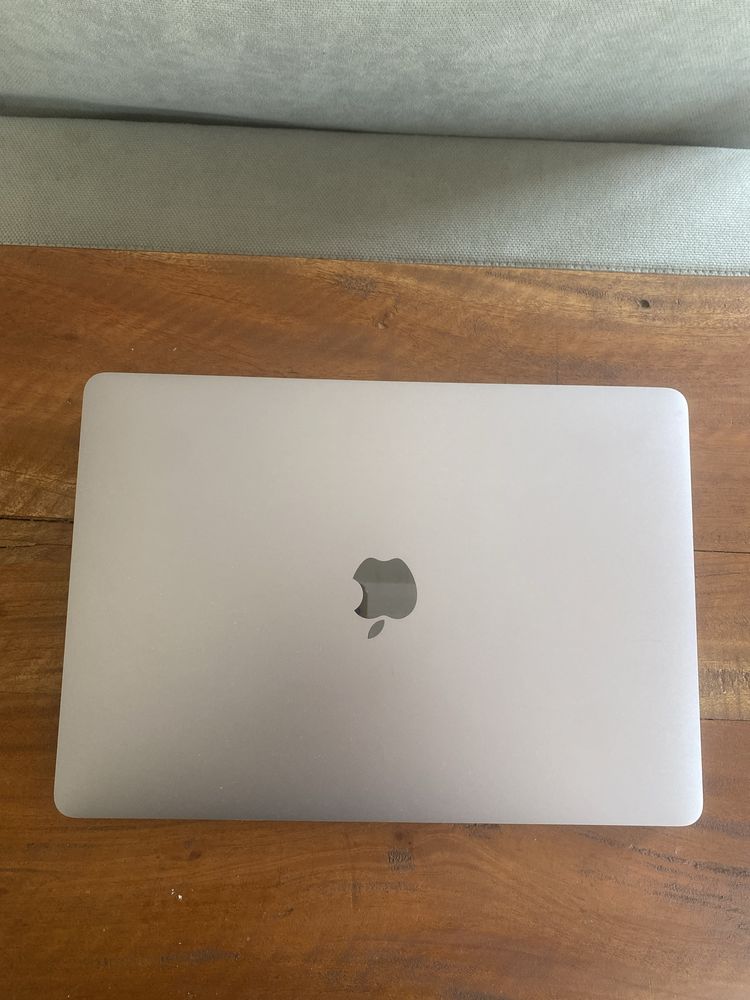 MacBook Pro 13.3” (2020) - M1 Apple - 16GB RAM - SSD 516GB