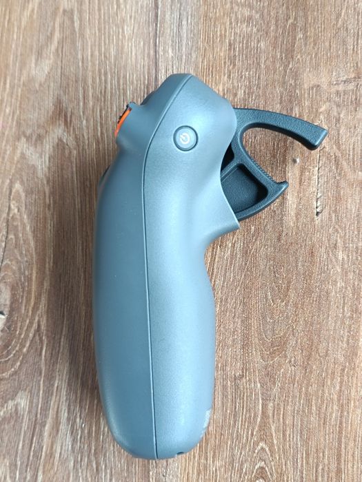 DJI RC Motion 3 RC kontroler do Avata 2, Neo, Air 3, mini 4 pro