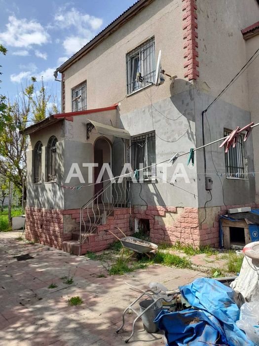 Капитальный 2этажный дом в 7км от Одессы - с.Светлое. 12соток земли.