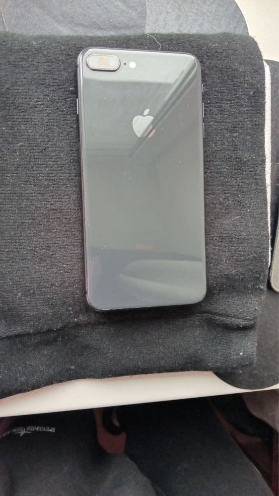 Продам Iphone 8plus 64gb Neverlock