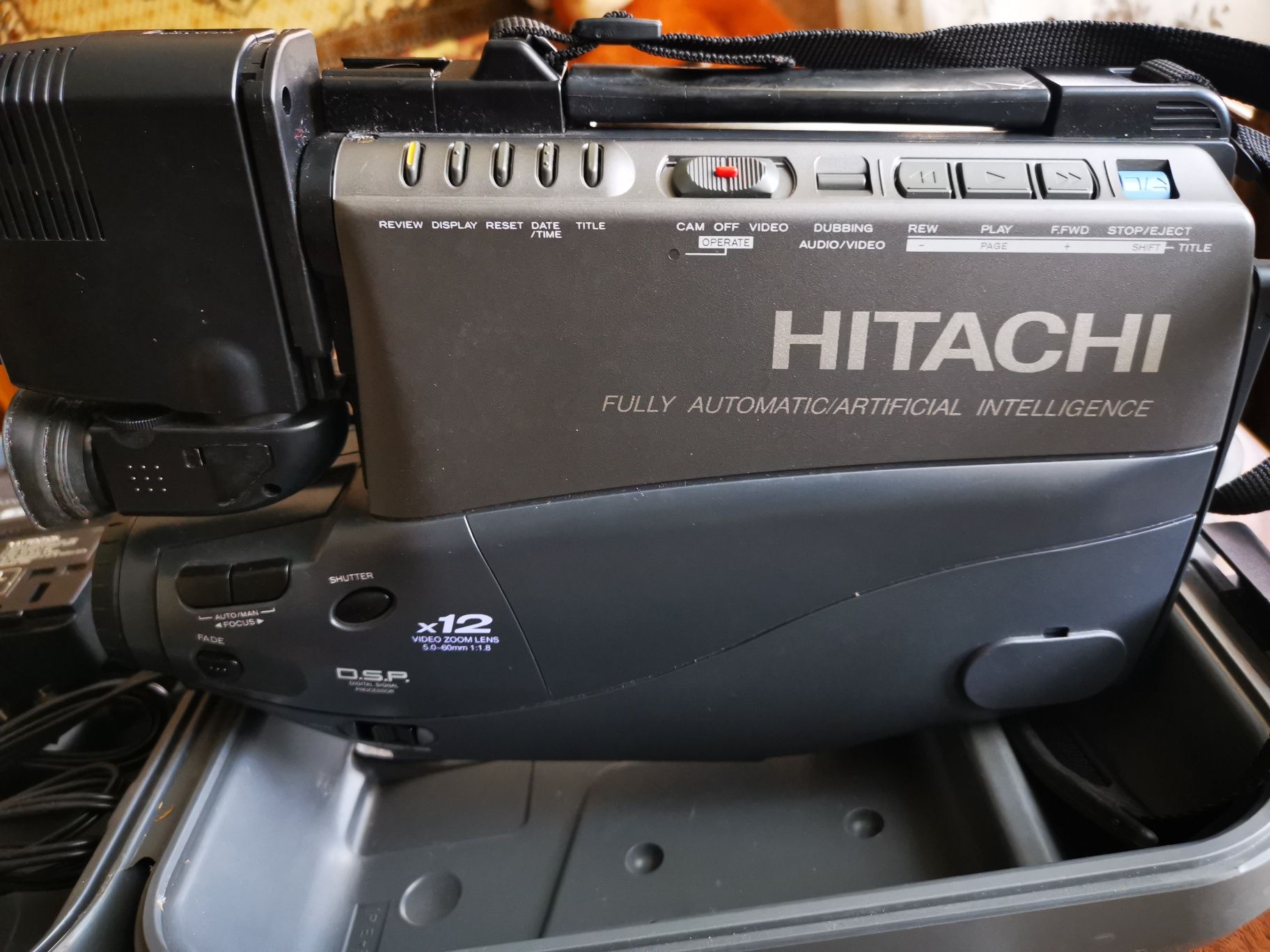 Видеокамера Hitachi vm 2780e в идеальном состоянии.