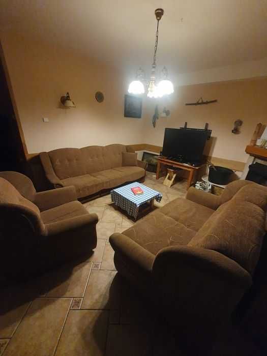 Sofa do salonu na działce