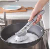 Кухонная щетка для чистки  посуды 3 в 1