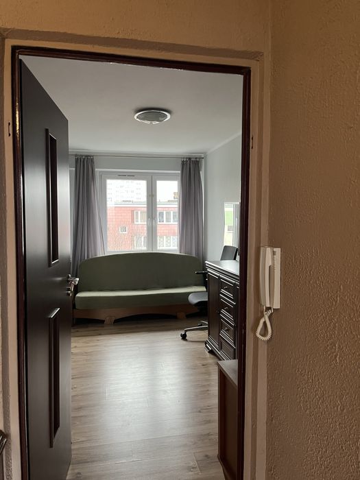 Sprzedam 3-pokojowe mieszkanie 49 m² – ul. Łęczysk 10/14