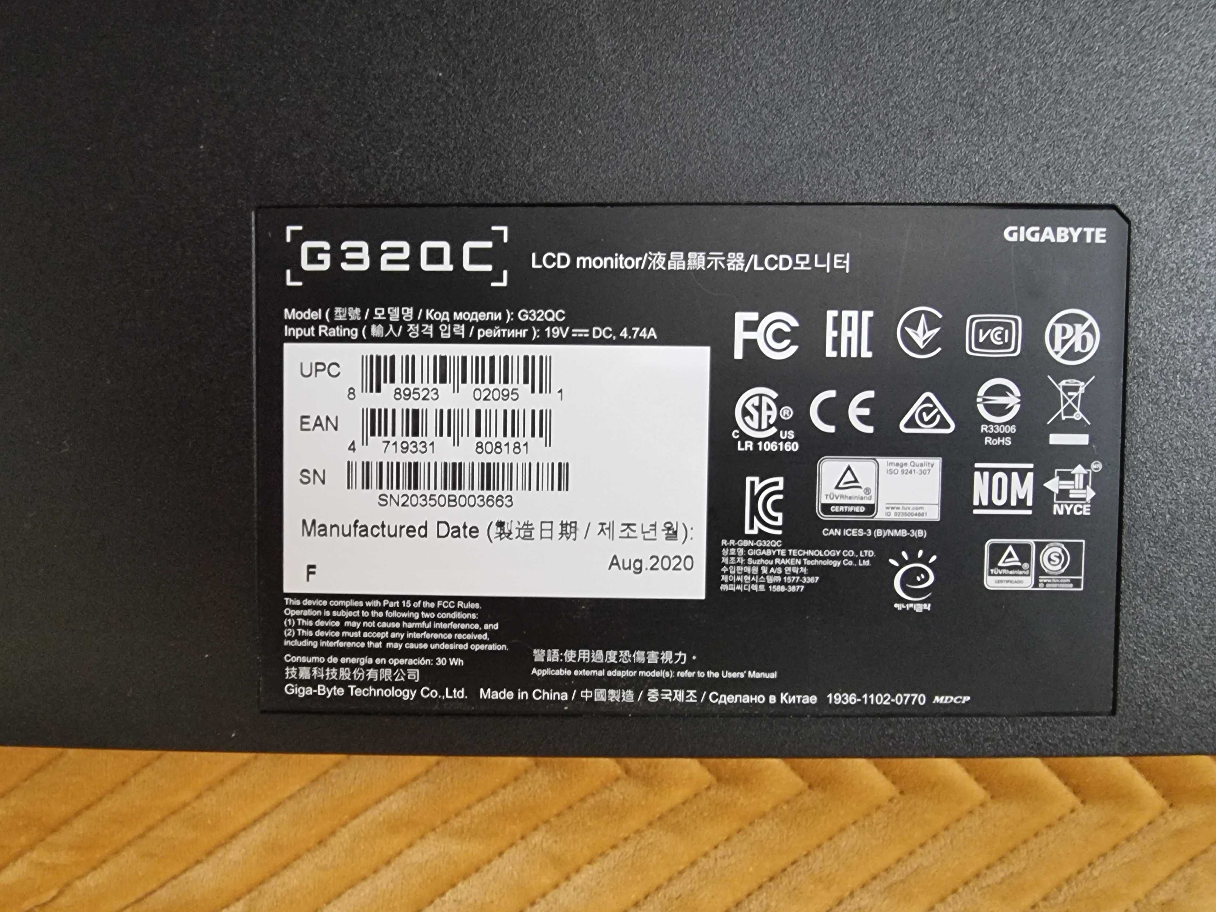 Monitor Gigabyte G32QC (bez podstawy)