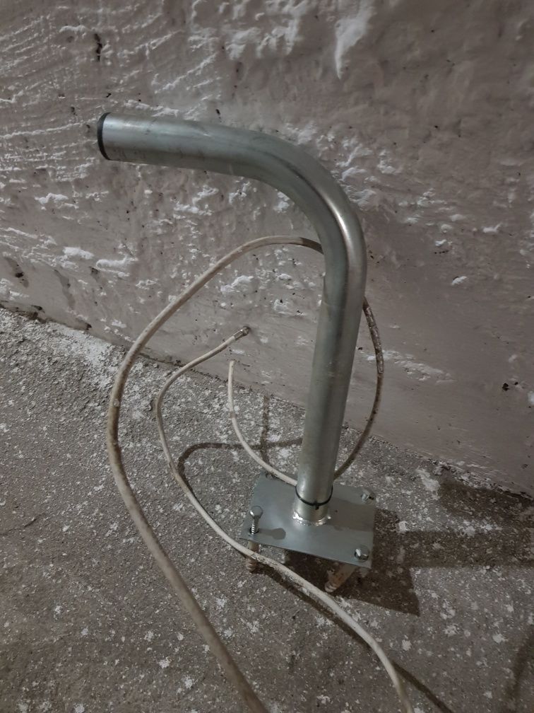 Czasza  satelitarna średnicy 75cm.