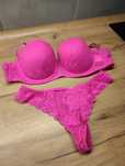 Komplet bielizny H&M biustonosz 75B plus stringi M