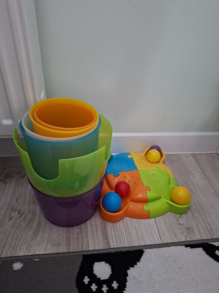 Wieża z piłeczkami tęczową piramida do układania 65cm