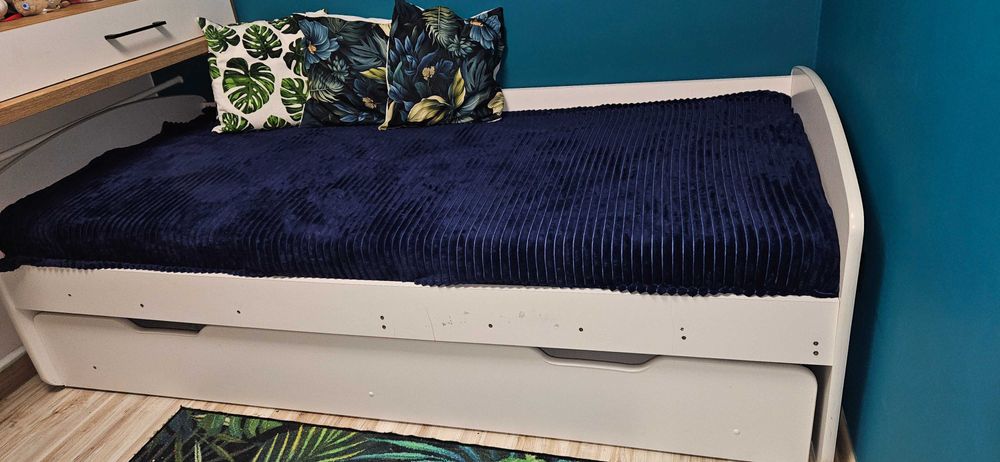 Łóżko młodzieżowe