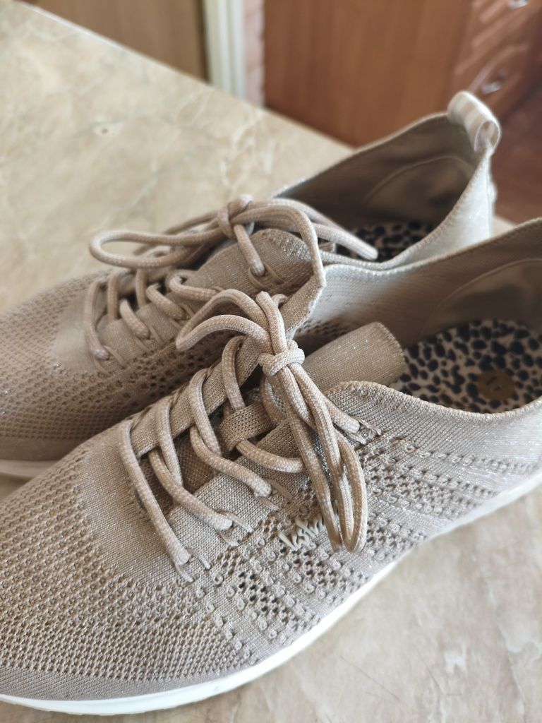 Buty damskie  Lastrada