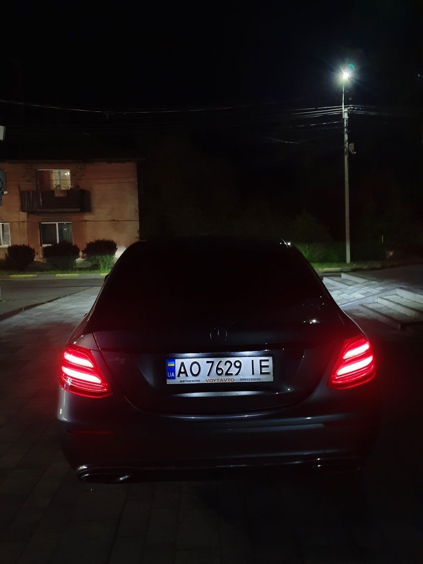 Продаж Mercedes-Benz E-Class 220d 2017 рік