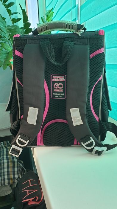 Продам школьный рюкзак для первокласника GoPack sweet space