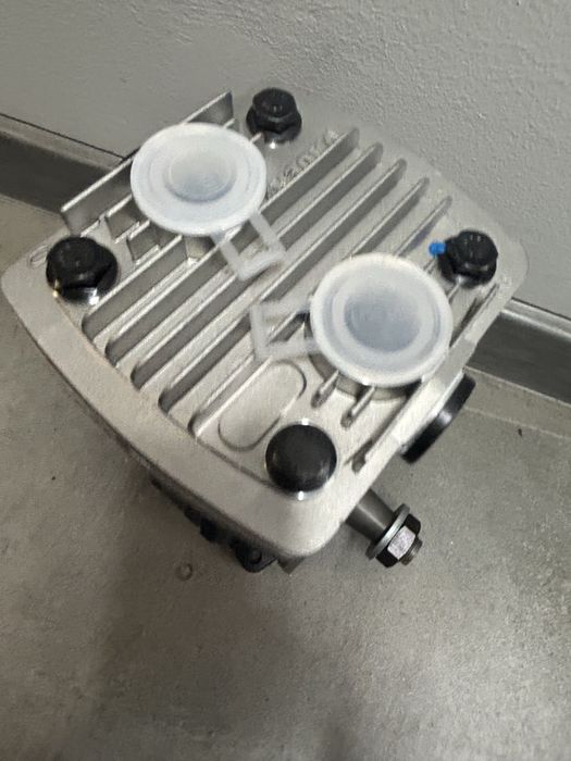 Sprezarka kompresor CNH new holland case mccormick