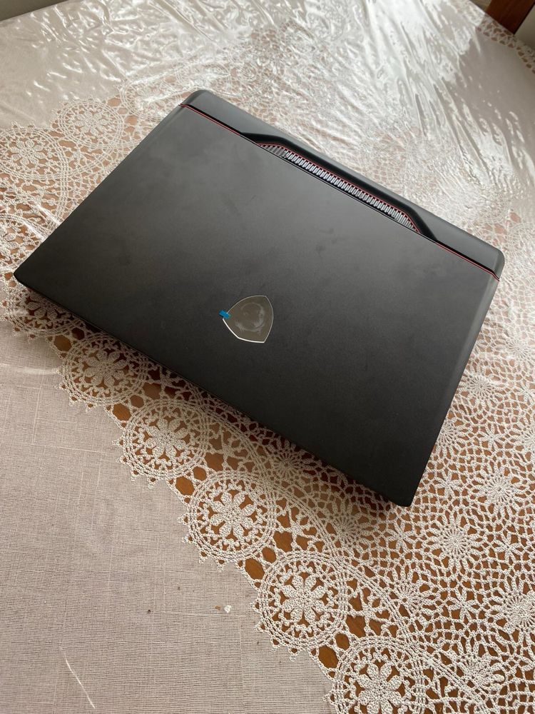 Portatil Msi raider GE68 HX 14v