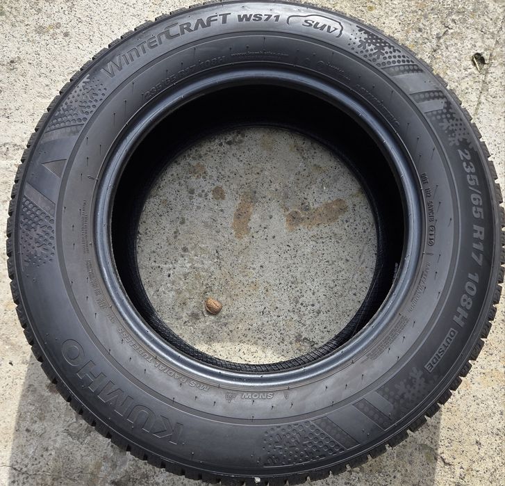 Резина Шини Колеса 235/65 R17 Kumho зима 2019 рік. комплект