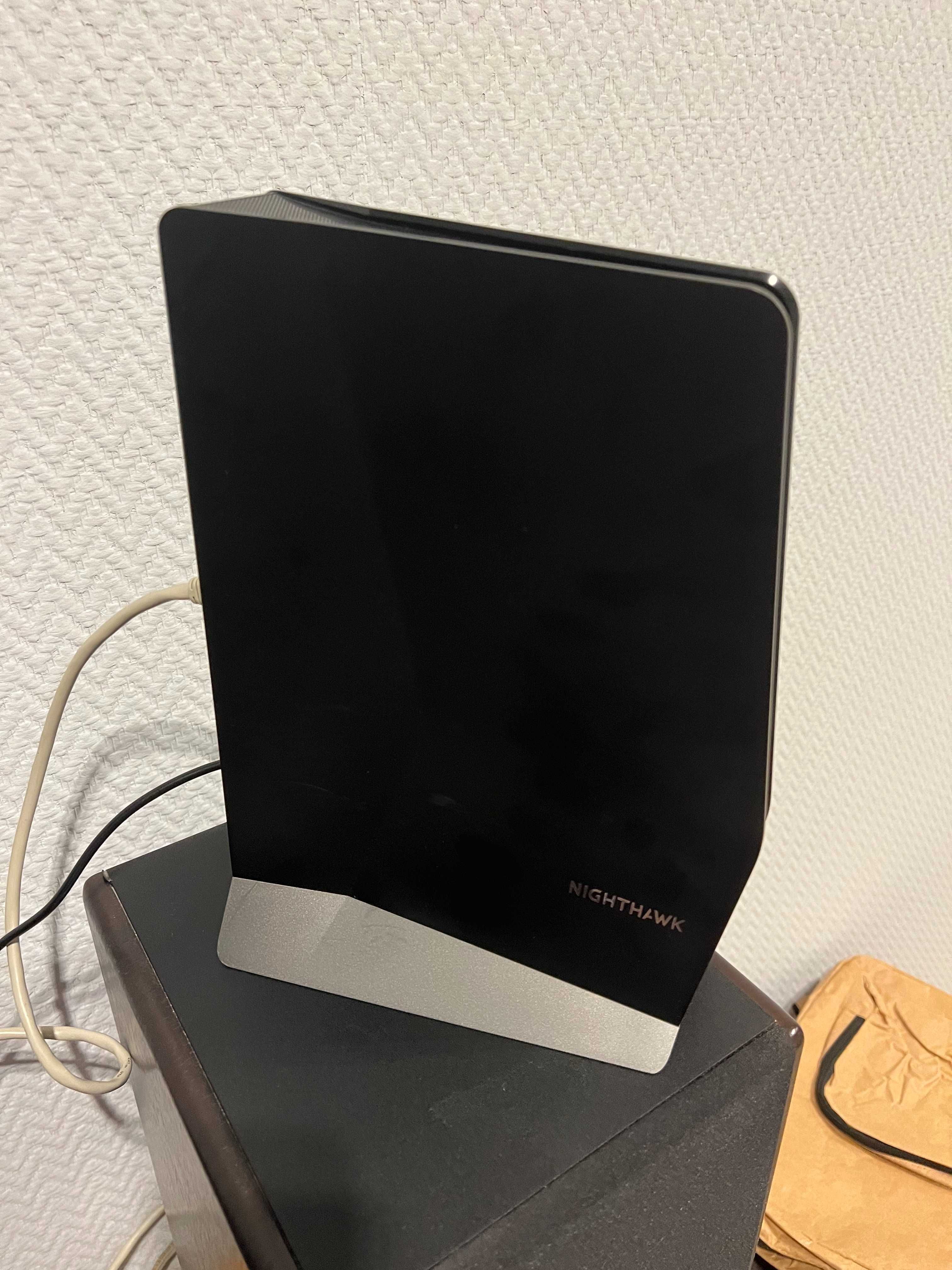 Репітер Netgear EAX80 Nighthawk AX8 AX6000 WiFi-6 Mesh Extender