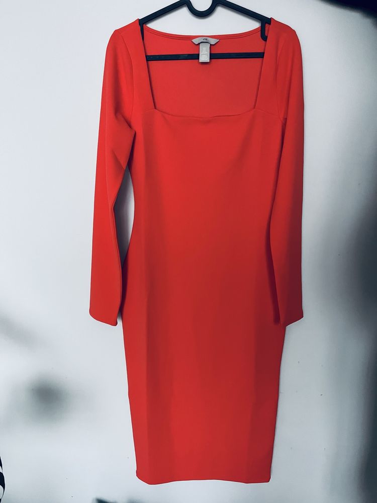 Sukeinkia midi dluga sukienka H&M koralowa sukienka