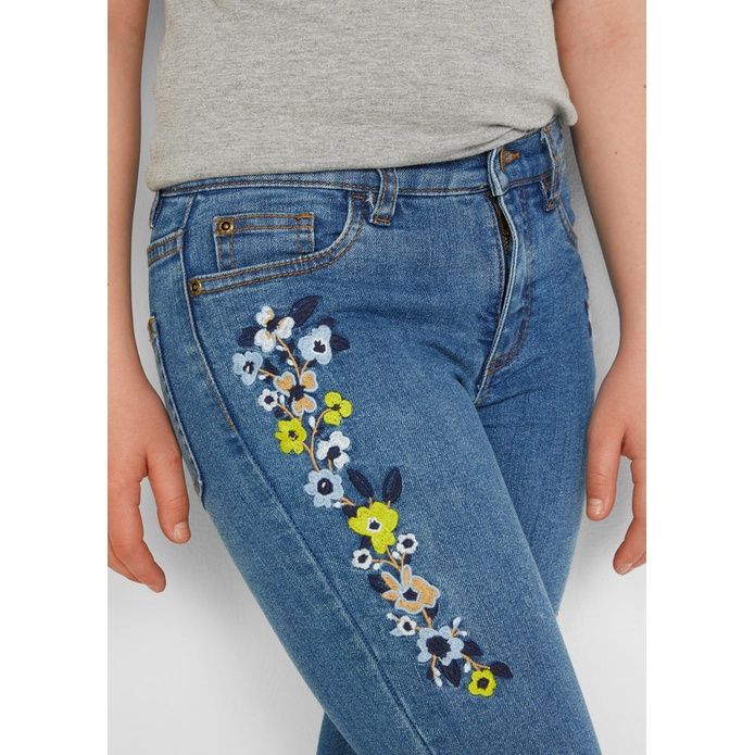 Bonprix niebieskie jeansy spodnie z haftem kwiatowym kieszenie 152