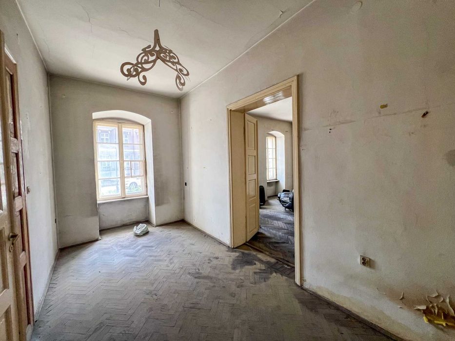Kalisz / Centrum – Lokal użytkowy – 113,30 m² – do generalnego remontu