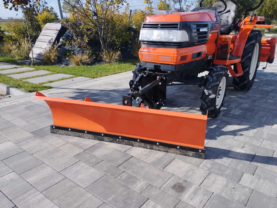 Śnieżny spych pług do małego ciągnika nowy z gwarancją hydrauliczny