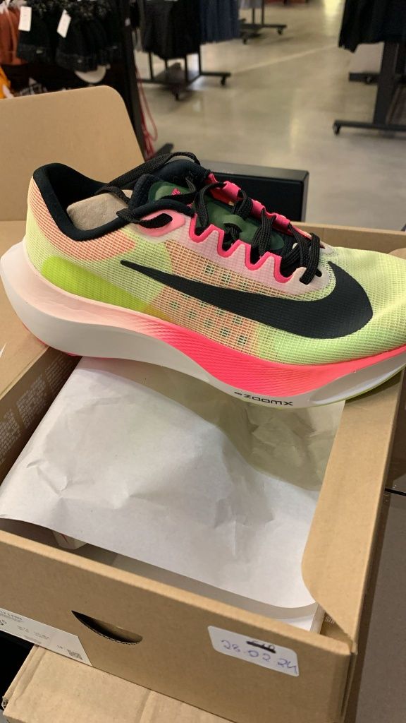 Nike Zoom Fly 5 prm