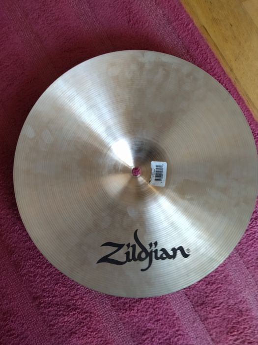 Prato zildjian Avedis thin Crash 14''