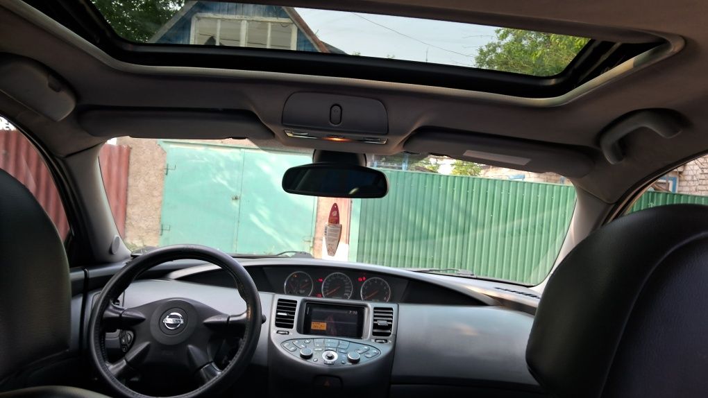 Nissan Primera P12
