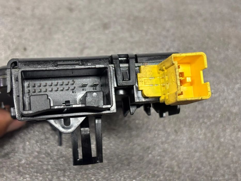 Módulo genérico VOLKSWAGEN Golf V Variant (1K5)