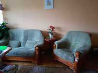 komplet mebli: 2 fotele+ sofa+ wersalka ze skrzynią (ława gratis)
