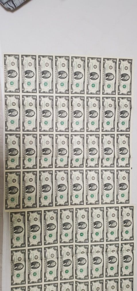 Лист банкнот 2 долларовых США 2003 года.Два доллара .2 доллара