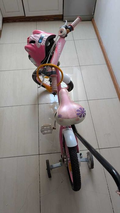 Rowerek dla dziecka trójkołowy + kask.