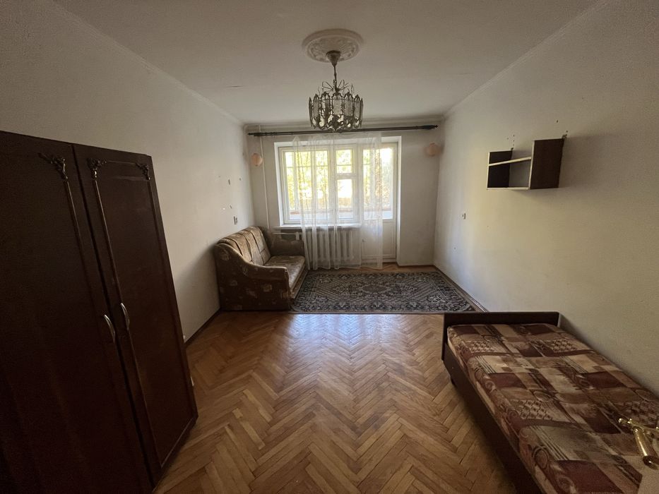 3 кім. Вул. Золотогірська 100$