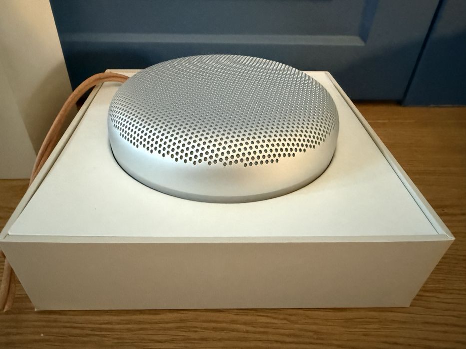 Bang & Olufsen Beosound A1 3rd Gen Natural Aluminium Srebrny