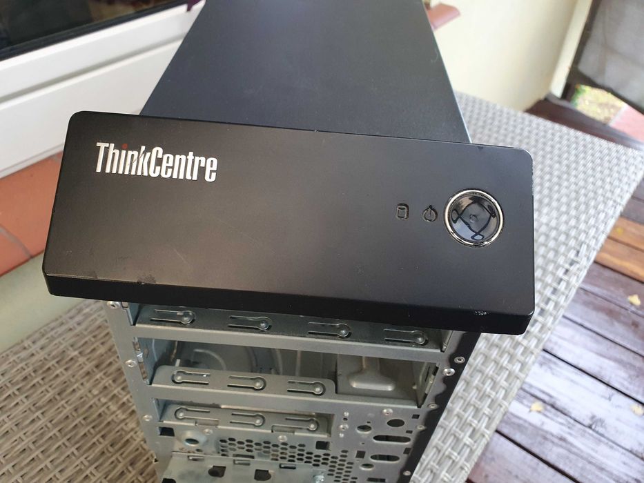 Jednostka PC zdekompletowana