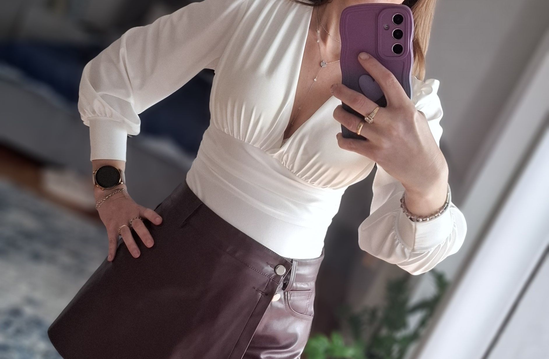 Nowe śliczne body lekko błyszczący materiał