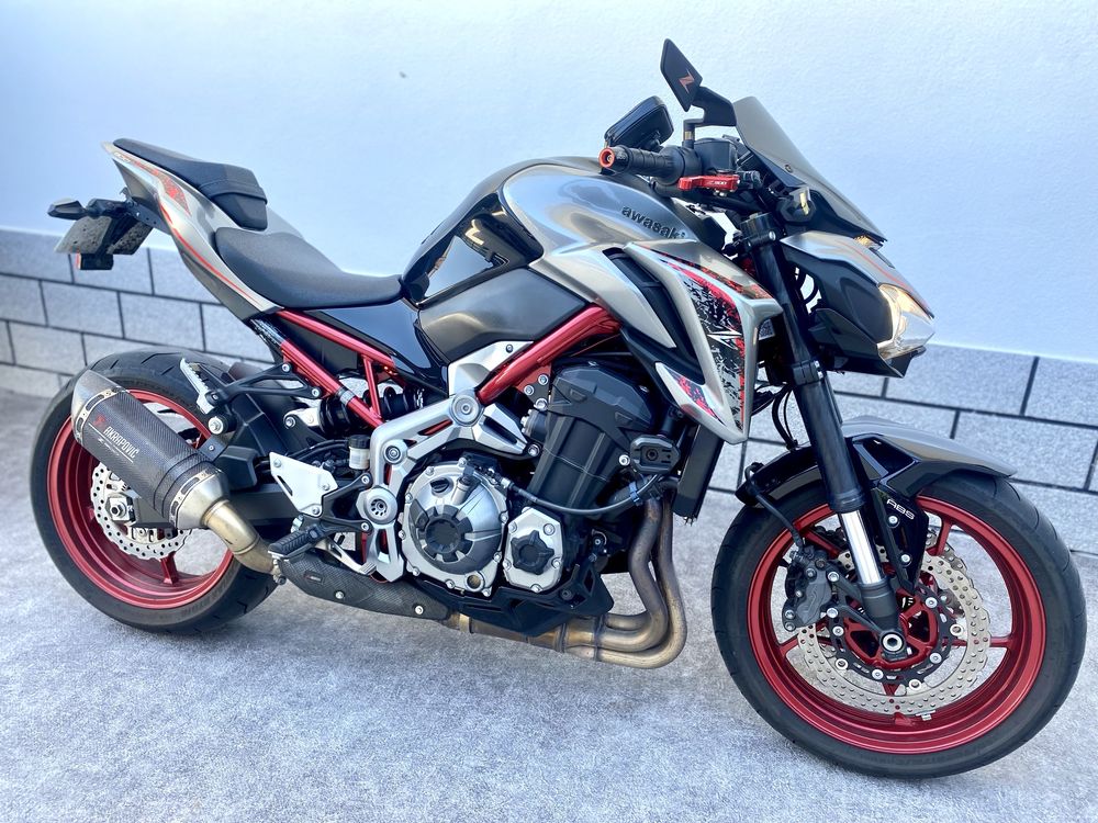 Kawasaki Z900 Performance.