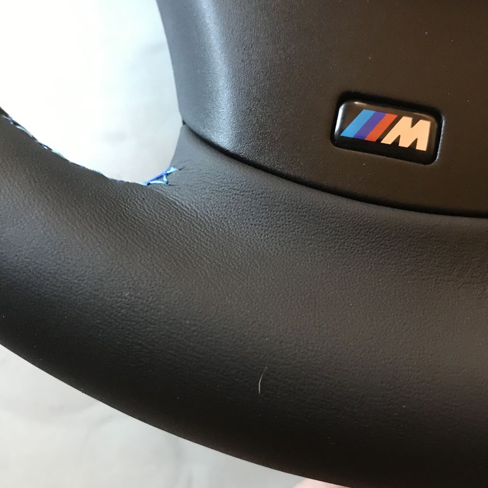 Volante BMW pack M NOVO M3 1M e81 e87 e90 e91 e92 e93 e82 e84 e88