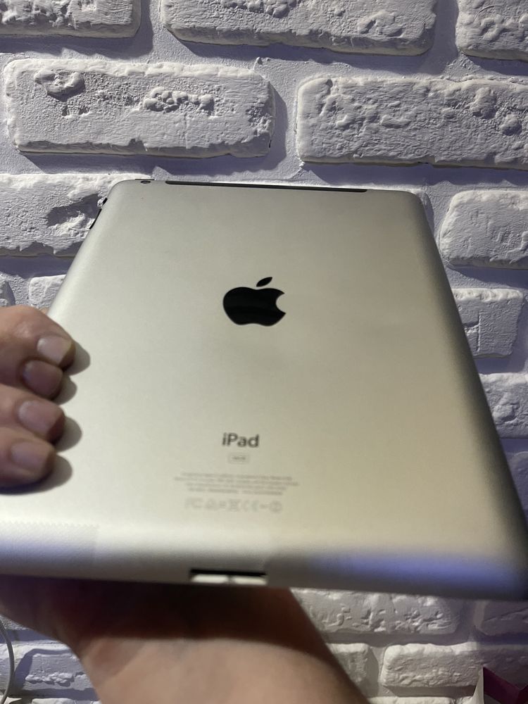 iPad 3 16гб silver