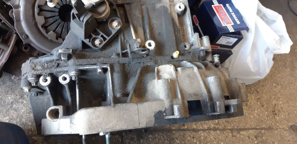 Коробка передач на запчастини кпп 5ст renault scenic 2